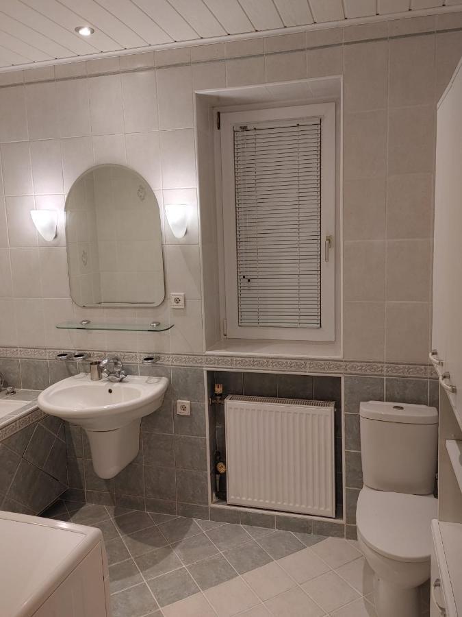 Julia Apartament *